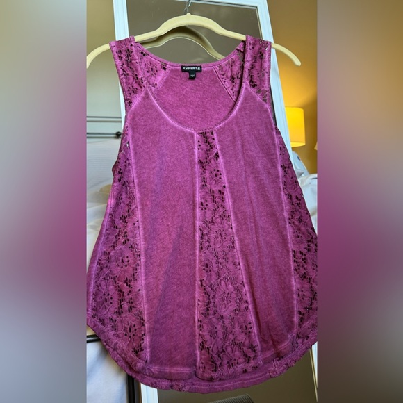Express Short Sleeve Laced Magenta Top - Picture 2 of 4